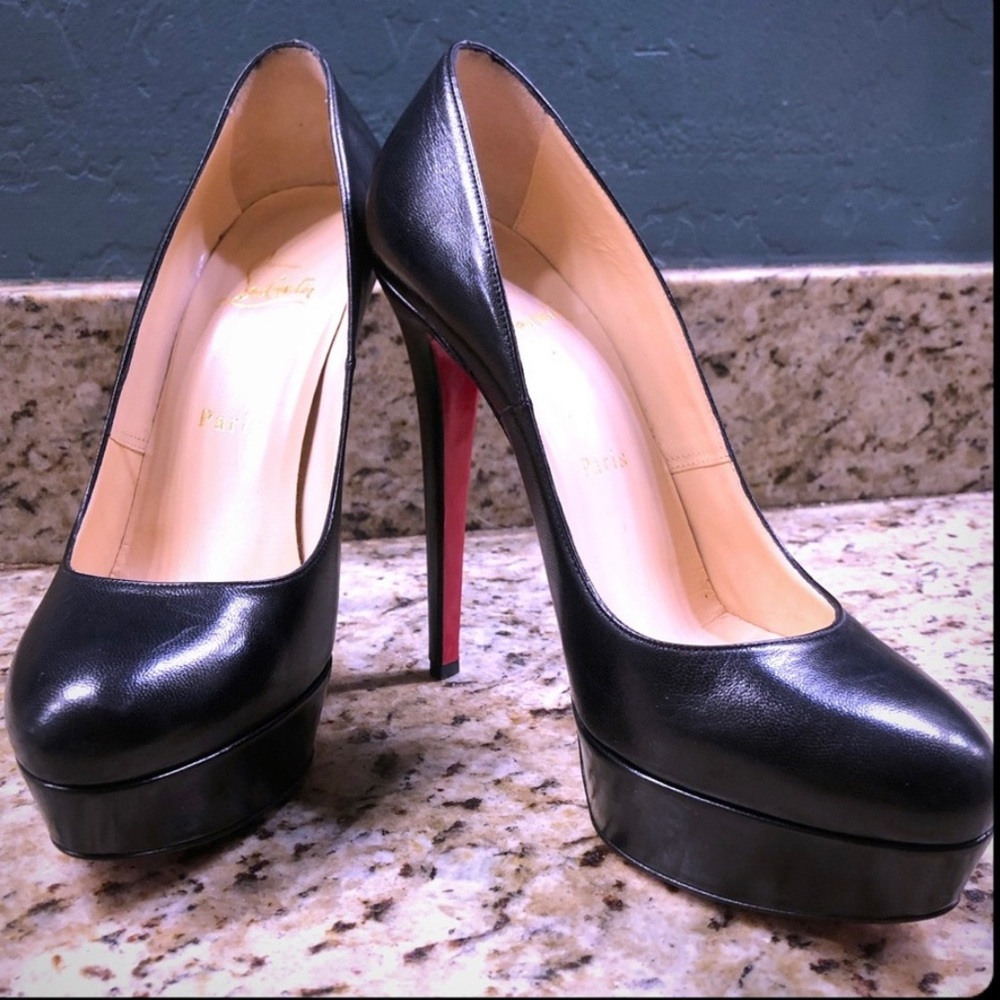 Christian Louboutin Bianca Black Heels Sz 8 (38)